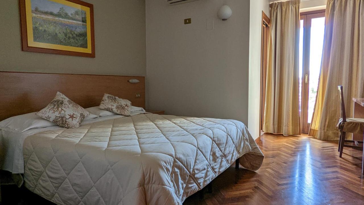 Hotel Del Sole Sora Bagian luar foto