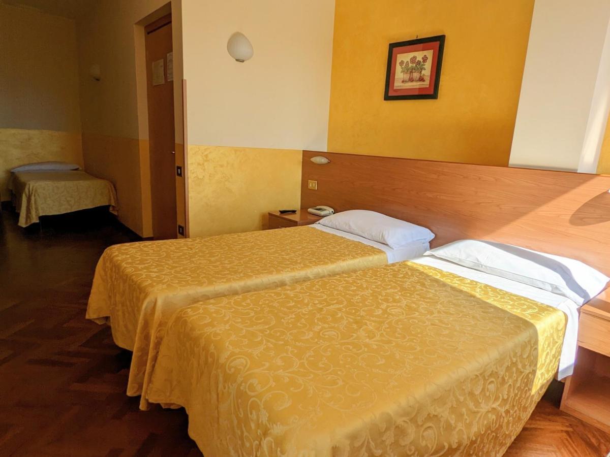 Hotel Del Sole Sora Bagian luar foto